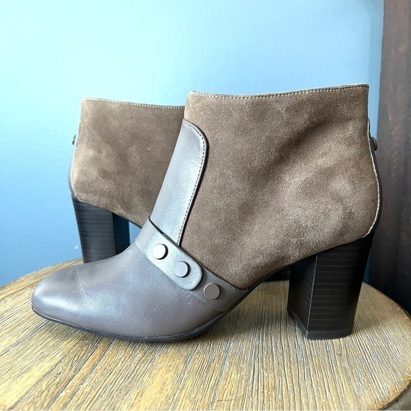 Easy Spirit Arietta Ankle Booties - Picture 1 of 8
